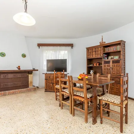 Сasa de vacaciones Nena By Interhome Cambrils